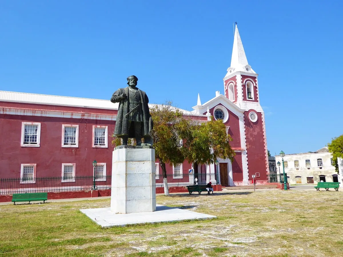 St Paul's Palace on the Island of Mozambique, with the statue of Vasco da Gama