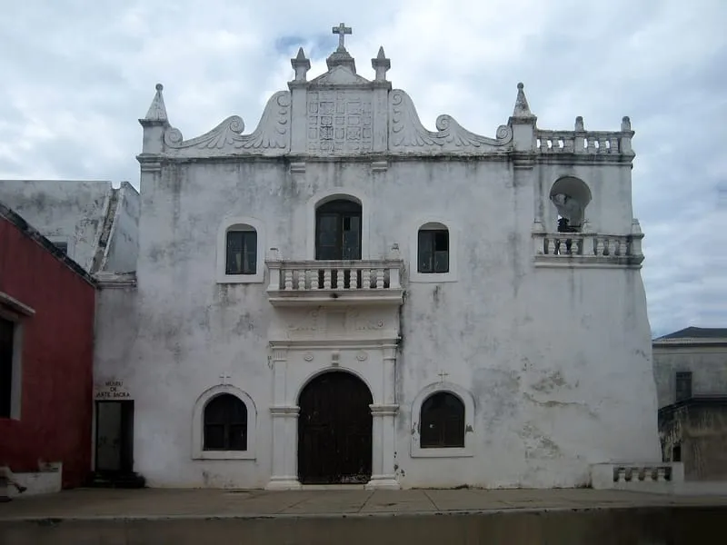 Misericórdia Church, home of the Museum of Sacred Art
