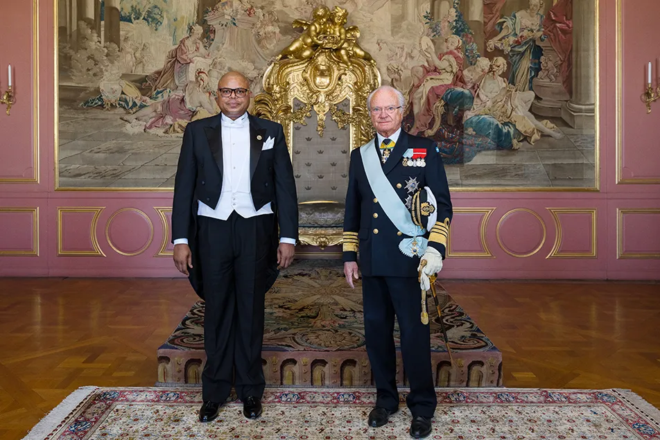 H.E. Mr Francisco Neto António Novela with His Majesty Carl XVI Gustaf, King of Sweden